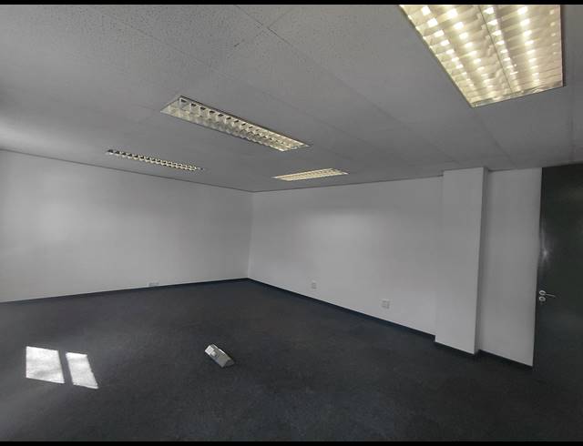 360M² OFFICE TO LET IN BRYANSTON